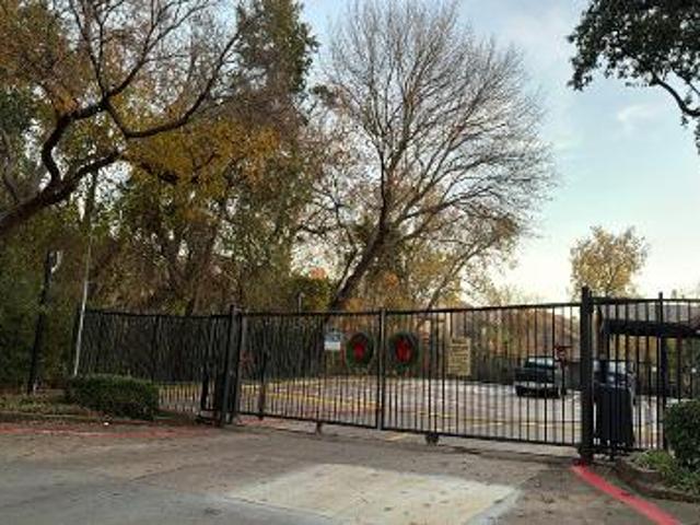 Condo for sale in Dallas, Texas