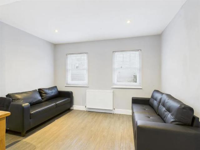 Apartment for rent in Round Hill, Brighton & Hove