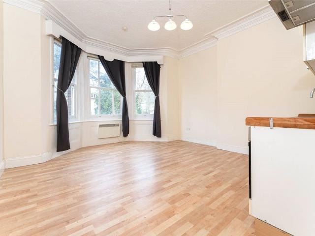 Studio for rent in Brighton & Hove