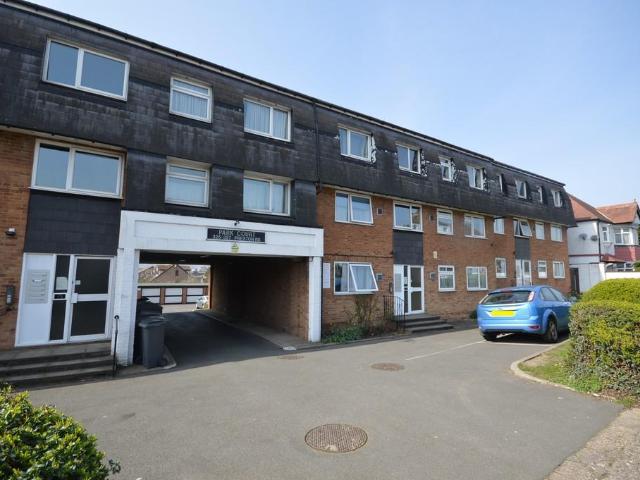 Apartment for rent in Preston, Greater London