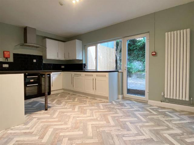 Apartment for rent in Round Hill, Brighton & Hove