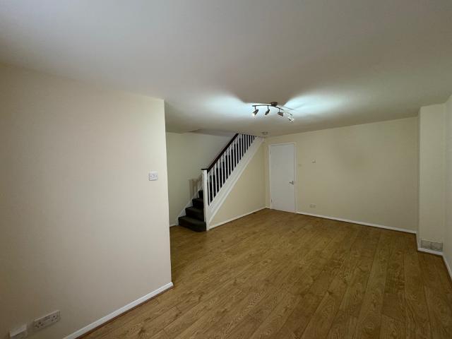 Apartment for rent in Harrow Weald, Greater London