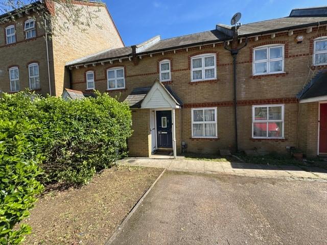 Apartment for rent in Harrow Weald, Greater London