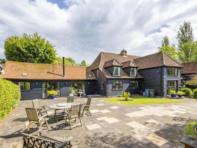 House for sale in Chelmondiston, Suffolk