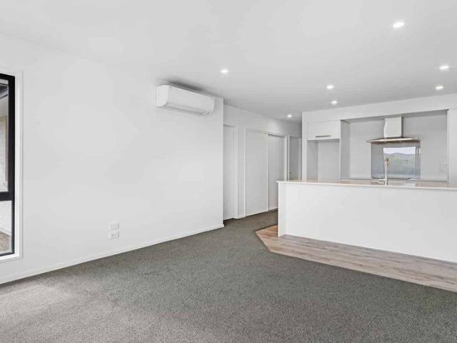 House for rent in Chaslands, Canterbury