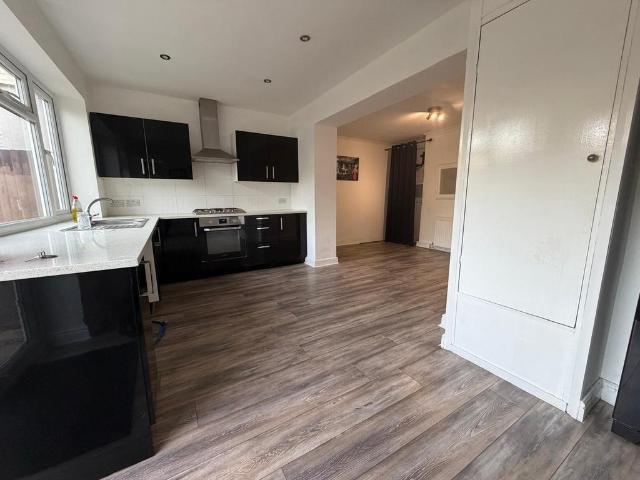 House for rent in Carpenders Park, Three Rivers