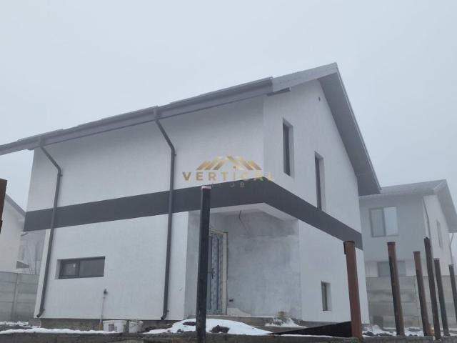 Casă vânzări