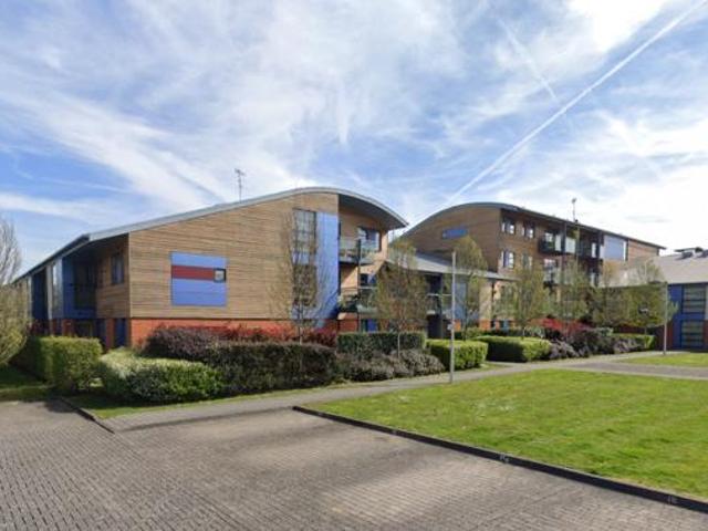 House for sale in Row Town, Surrey