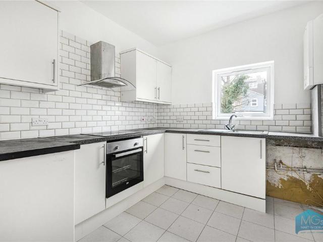 House for rent in Upper Edmonton, Greater London