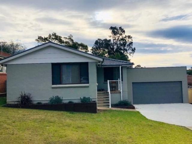 House for rent in Eschol Park, Sydney