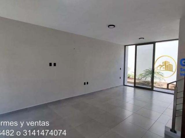 Casa en venta en Manzanillo, Colima