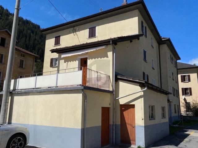 Wohnung kaufen in Quinto, Tessin