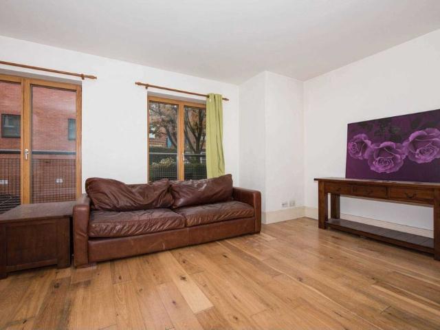 Apartment for rent in City Centre, Georgia