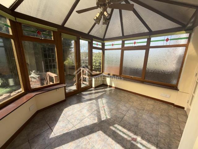 House for rent in Crackenedge, Dewsbury