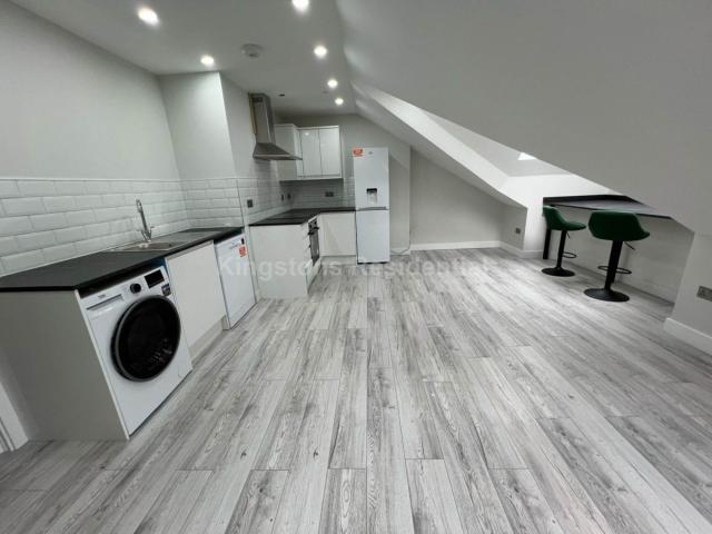 Apartment for rent in Penylan, Cardiff