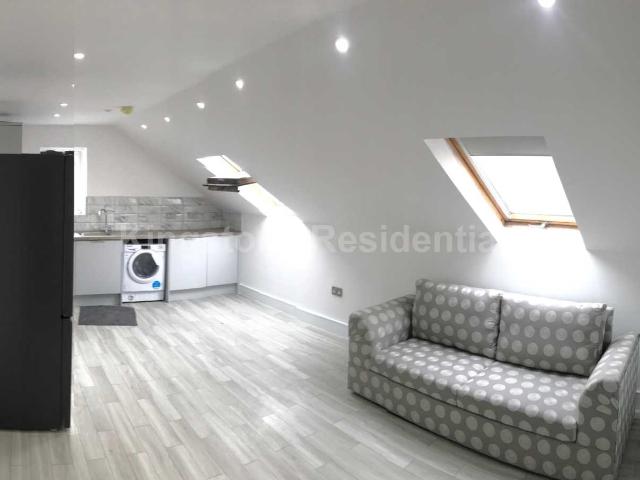 Apartment for rent in Maindy, Cardiff
