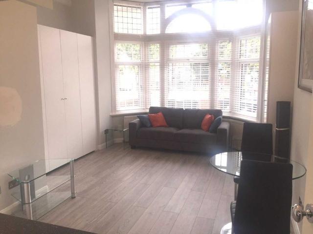 Studio for rent in London Borough of Ealing, Greater London
