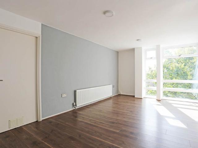 Apartment for rent in Gidea Park, Greater London