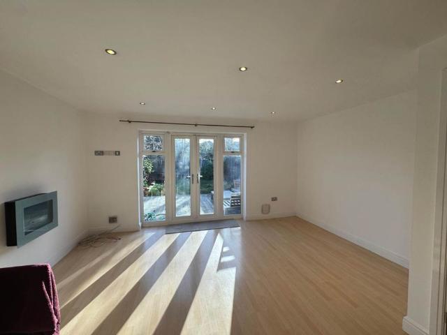 House for rent in Shinfield