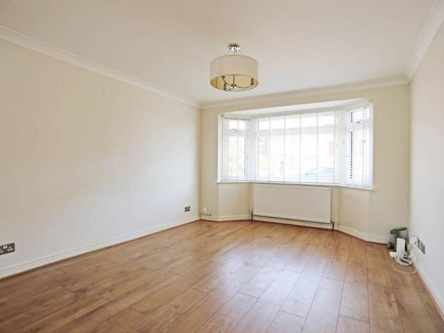 House for rent in Rainham, Greater London
