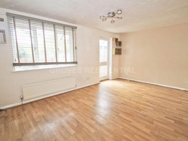 House for rent in Royal Borough of Kingston upon Thames, Greater London