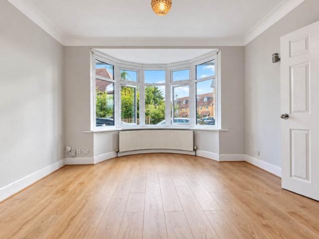 House for rent in London Borough of Redbridge, Greater London