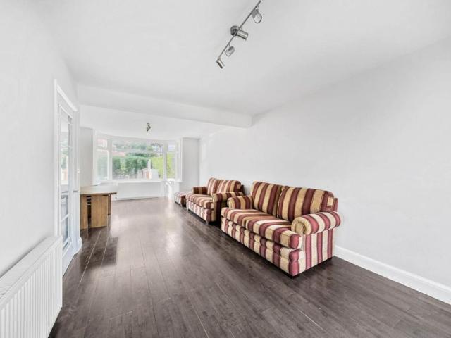 House for rent in Little Stanmore, Greater London