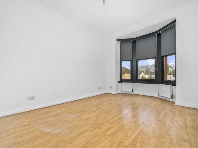 Apartment for rent in Linthouse, Scotland