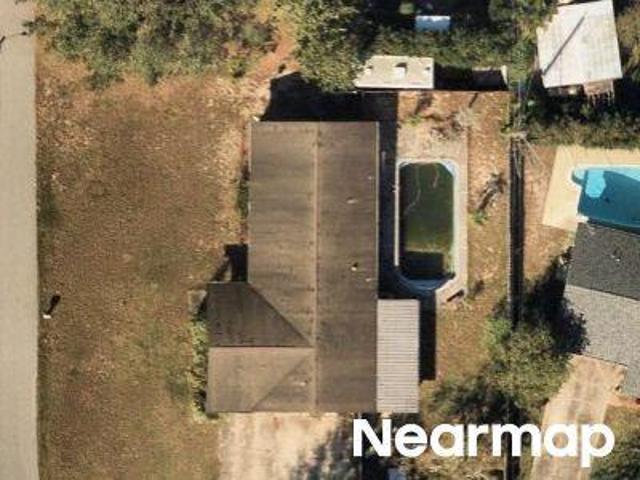 House for sale in Auburndale