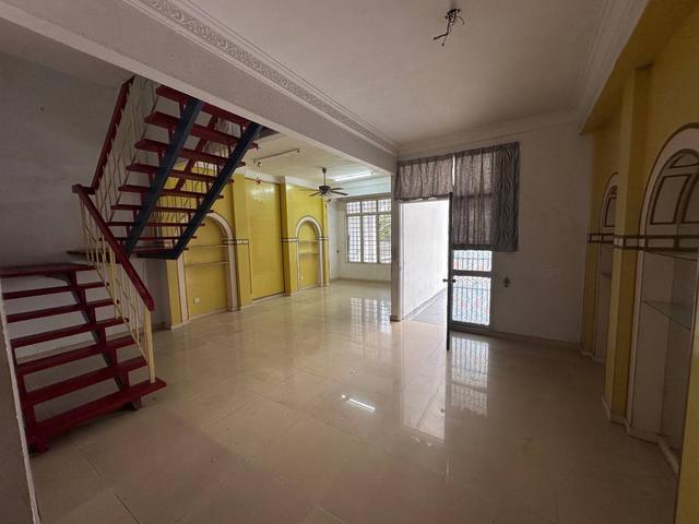 Terraced House for sale in Langat, Selangor