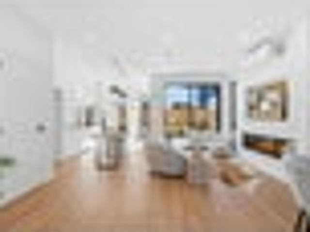 House for sale in Whangaparaoa