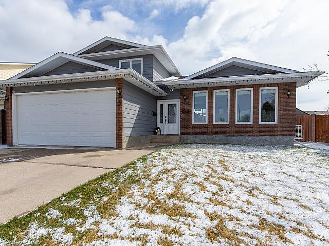 House for sale in Lethbridge, Alberta