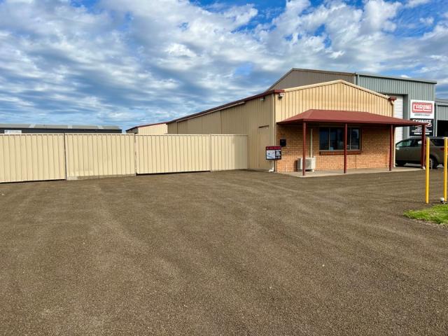 Warehouse for rent in Mount Gambier, South Australia