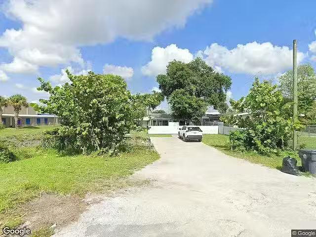 House for rent in Lake Worth