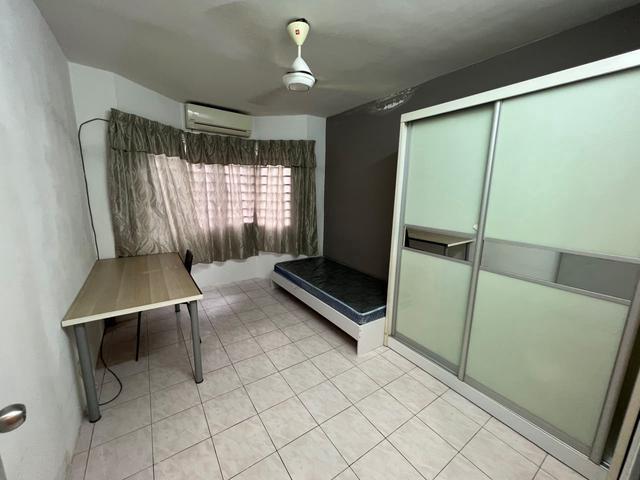Apartment for sale in Petaling, Damansara Damai
