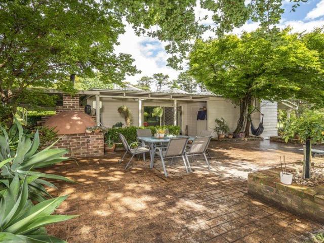 Cottage for sale in Sydney, New South Wales