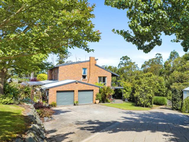 House for sale in Drouin West House for sale in Drouin West