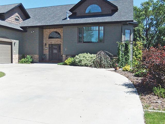 House for sale in Meadow Lake, Saskatchewan