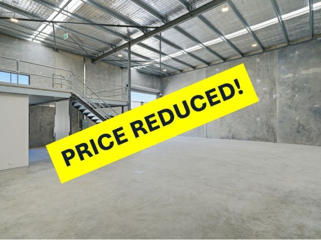 Warehouse for rent in Jandakot, Western Australia