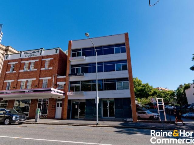 Office for rent in Toombul, Queensland
