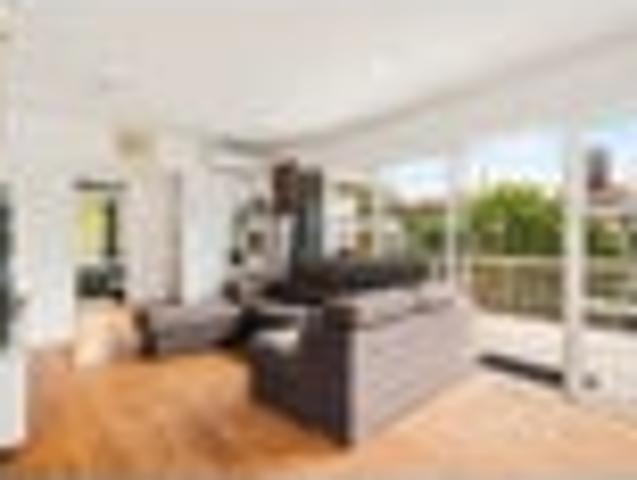 House for sale in Wairau Valley