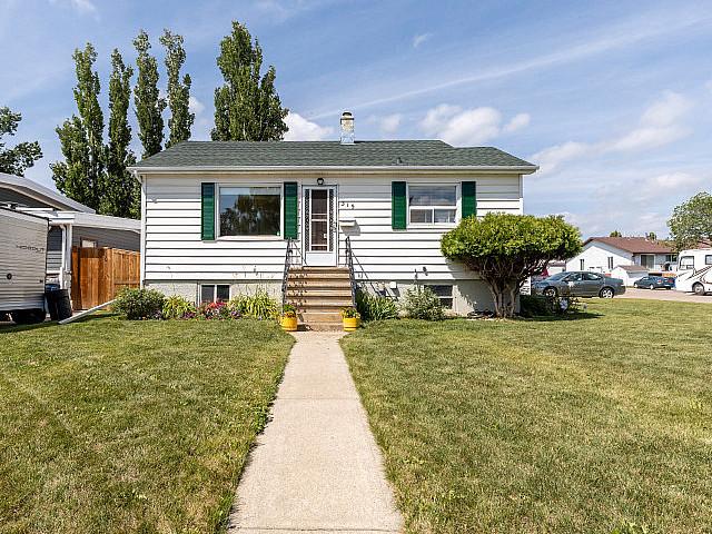 House for sale in Lethbridge, Alberta