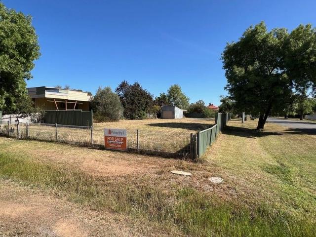 Land for sale in Charlton, Victoria