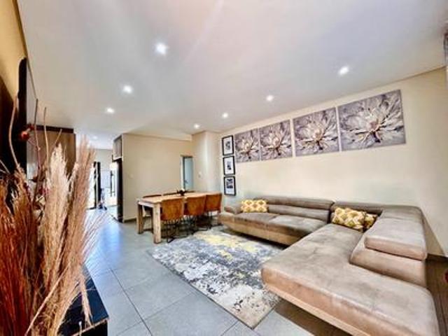 House for sale in Akasia, Gauteng