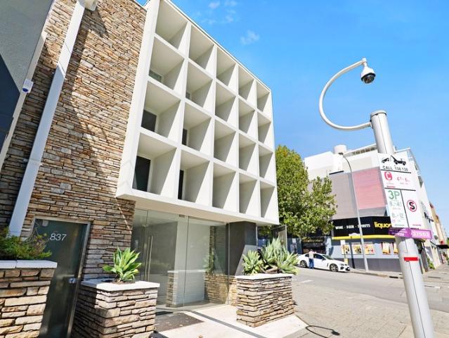Office for sale in Cockburn, Western Australia