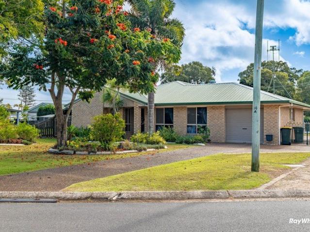 House for rent in Moore Park Beach, Queensland