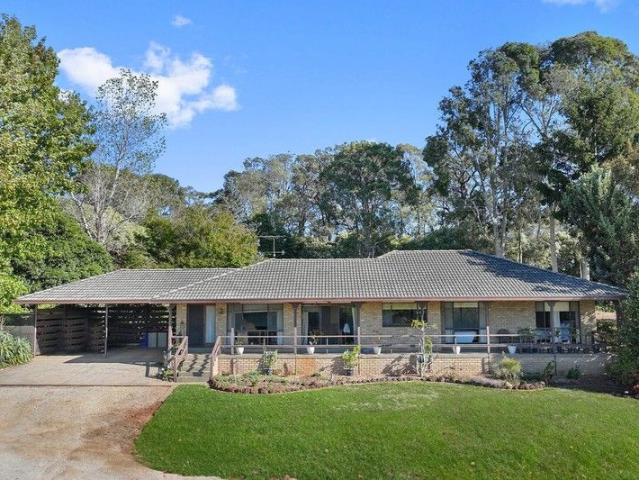 House for sale in Drouin