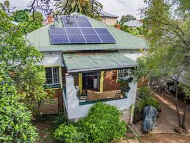 House for sale in Johannesburg, City of Johannesburg Metropolitan Municipality
