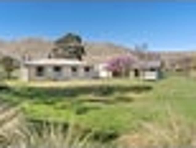 House for sale in Otakou
