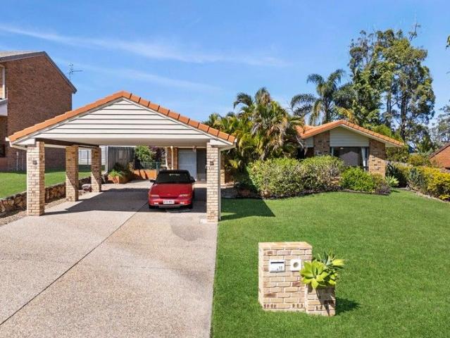 House for sale in Ashmore City, Queensland